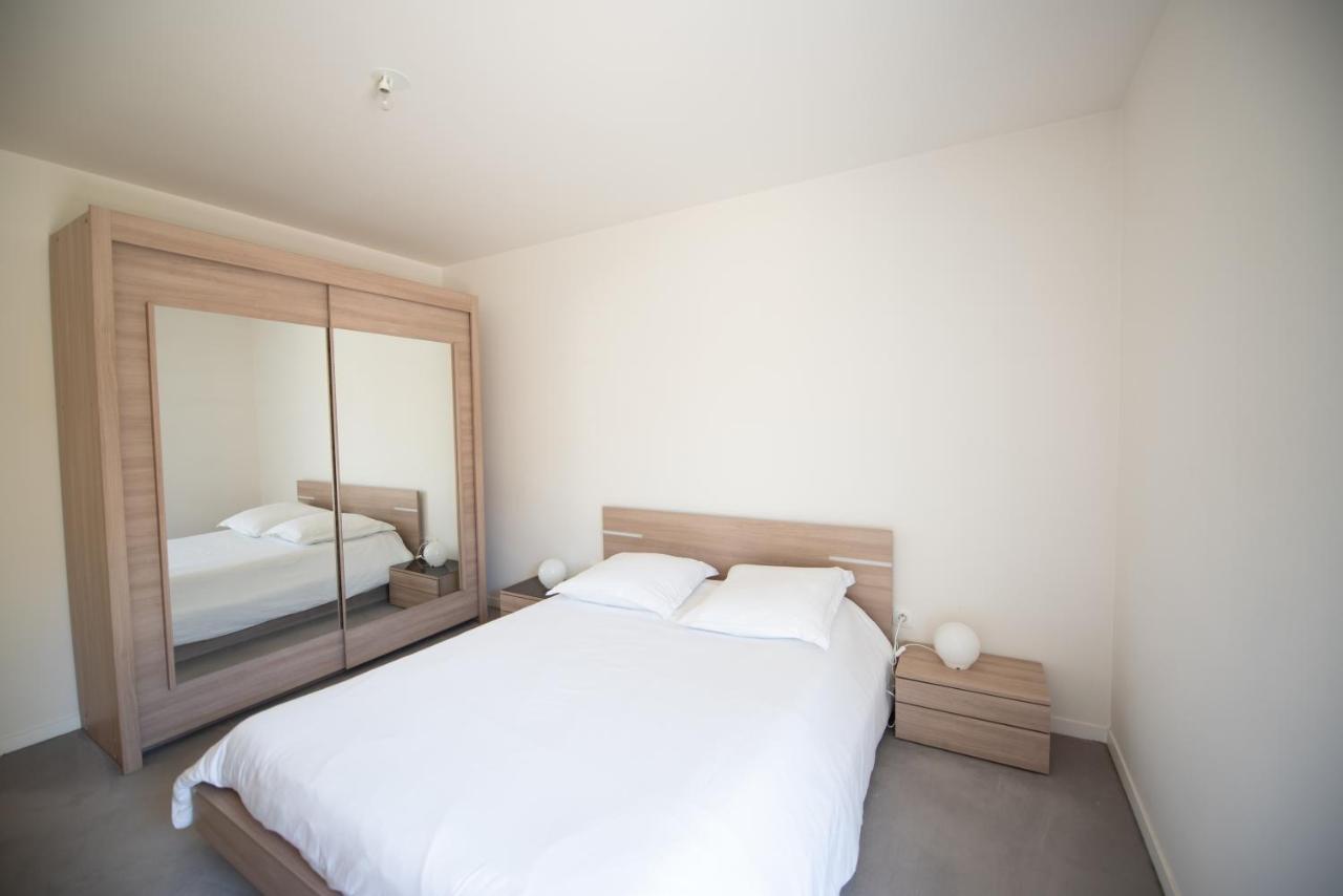 Appartements de 2 ou 3 chambres à 40 minutes de Paris Courcouronnes Exterior foto